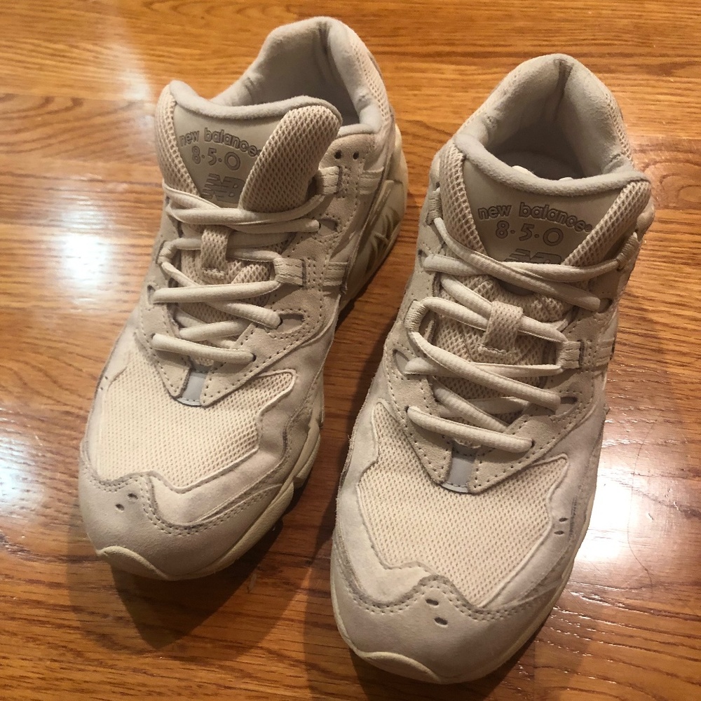 New Balance 850 Beige